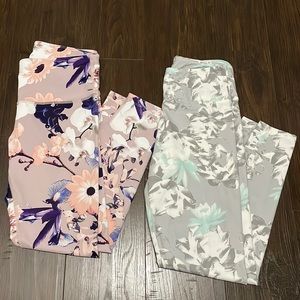 BUNDLE OF 2 ATHLETIC LEGGINGS. SIZE SMALL. APANA & BALANCE COLLECTION.